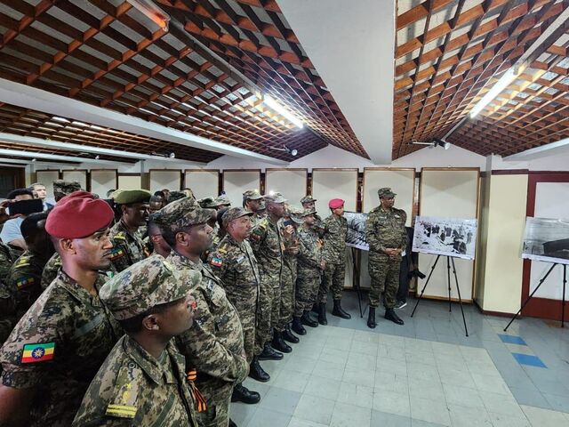 В Аддис-Абебе открылась фотовыставка ко Дню Победы - Rossiya Segodnya, 640, 13.05.2024