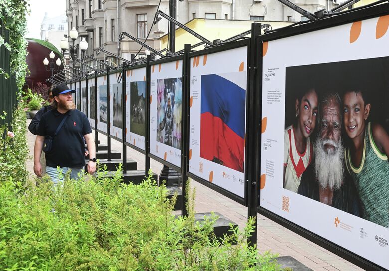 Открытие фотовыставки лауреатов конкурса имени Андрея Стенина в Москве Открытие фотовыставки лауреатов конкурса имени Андрея Стенина в Москве - Rossiya Segodnya, 780, 17.06.2026